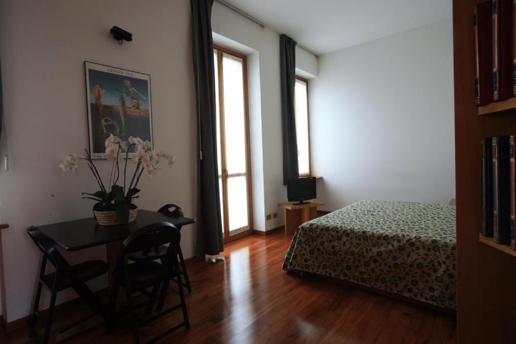 Residence Villa Odescalchi Milánó Szoba fotó