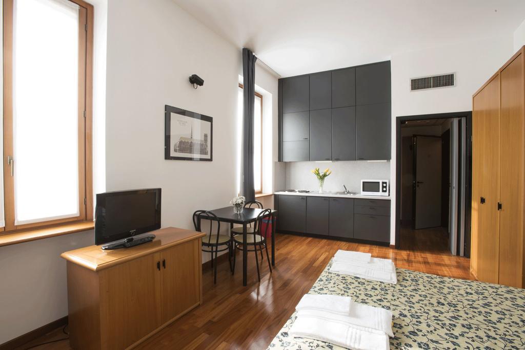 Residence Villa Odescalchi Milánó Kültér fotó